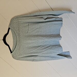 Gap long sleeve tee